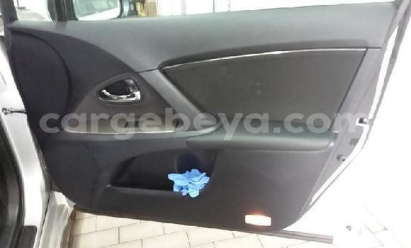 Buy Used Toyota Avensis Silver Car in Addis–Ababa in Ethiopia Buy Used Toyota Avensis Silver Car in Addis–Ababa in Ethiopia