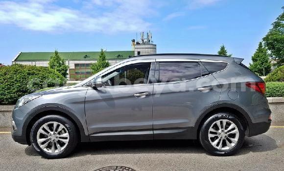 Buy Used Hyundai Santa Fe Beige Car in Addis–Ababa in Ethiopia Buy Used Hyundai Santa Fe Beige Car in Addis–Ababa in Ethiopia
