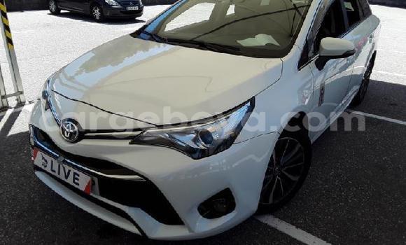 Buy Used Toyota Avensis White Car in Addis–Ababa in Ethiopia Buy Used Toyota Avensis White Car in Addis–Ababa in Ethiopia