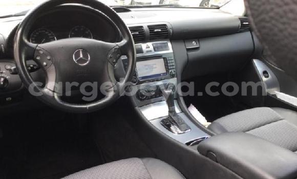Buy Used Mercedes Viano Silver Car in Addis–Ababa in Ethiopia Buy Used Mercedes Viano Silver Car in Addis–Ababa in Ethiopia