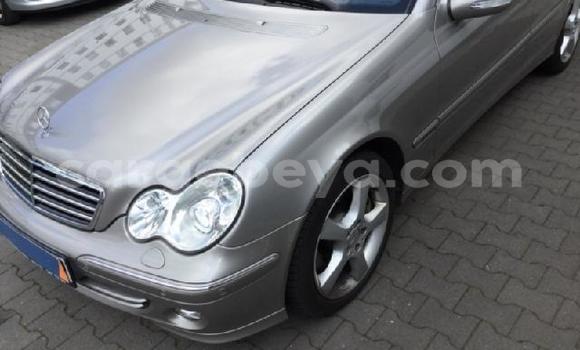 Buy Used Mercedes Viano Silver Car in Addis–Ababa in Ethiopia Buy Used Mercedes Viano Silver Car in Addis–Ababa in Ethiopia
