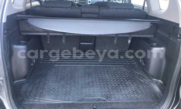 Buy Used Toyota RAV4 Beige Car in Addis–Ababa in Ethiopia Buy Used Toyota RAV4 Beige Car in Addis–Ababa in Ethiopia