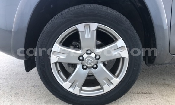 Buy Used Toyota RAV4 Beige Car in Addis–Ababa in Ethiopia Buy Used Toyota RAV4 Beige Car in Addis–Ababa in Ethiopia