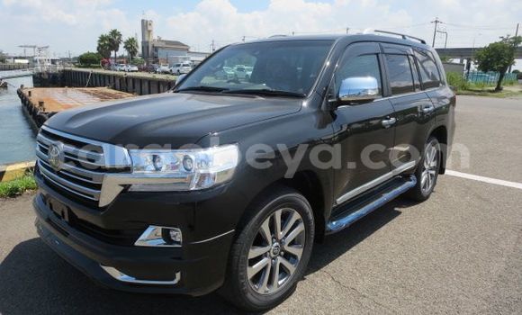 Buy Used Toyota Land Cruiser Black Car in Addis–Ababa in Ethiopia Buy Used Toyota Land Cruiser Black Car in Addis–Ababa in Ethiopia
