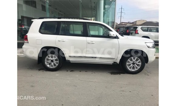 Buy Import Toyota Land Cruiser White Car in Import - Dubai in Ethiopia Buy Import Toyota Land Cruiser White Car in Import - Dubai in Ethiopia