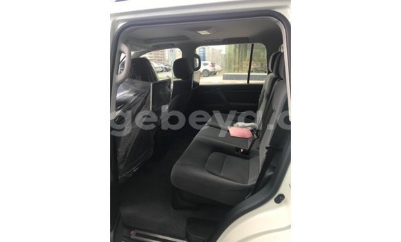 Buy Import Toyota Land Cruiser White Car in Import - Dubai in Ethiopia Buy Import Toyota Land Cruiser White Car in Import - Dubai in Ethiopia