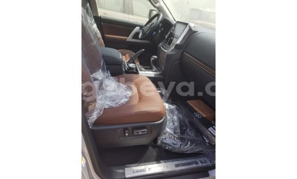 Buy Import Toyota Land Cruiser Brown Car in Import - Dubai in Ethiopia Buy Import Toyota Land Cruiser Brown Car in Import - Dubai in Ethiopia