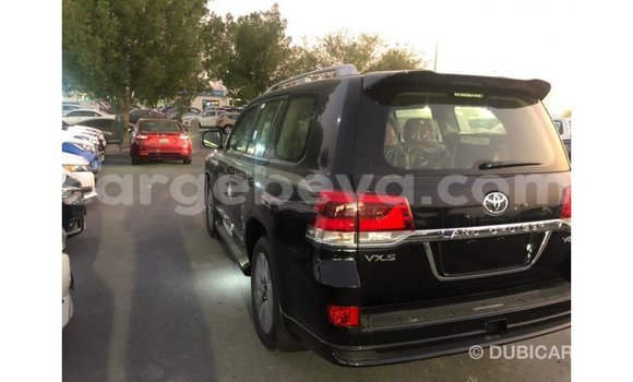 Acheter Import Voiture Toyota Land Cruiser Noir à Import - Dubai, Ethiopie Acheter Import Voiture Toyota Land Cruiser Noir à Import - Dubai, Ethiopie