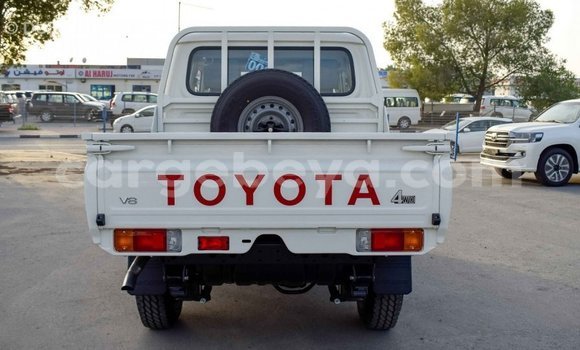 Buy Import Toyota Land Cruiser Beige Car in Import - Dubai in Ethiopia Buy Import Toyota Land Cruiser Beige Car in Import - Dubai in Ethiopia
