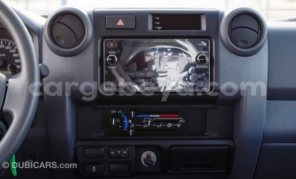 Buy Import Toyota Land Cruiser Beige Car in Import - Dubai in Ethiopia Buy Import Toyota Land Cruiser Beige Car in Import - Dubai in Ethiopia