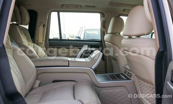 Buy Import Toyota Land Cruiser White Car in Import - Dubai in Ethiopia Buy Import Toyota Land Cruiser White Car in Import - Dubai in Ethiopia