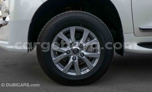 Buy Import Toyota Land Cruiser White Car in Import - Dubai in Ethiopia Buy Import Toyota Land Cruiser White Car in Import - Dubai in Ethiopia