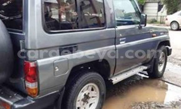 Oofamaa Toyota Land Cruiser Other Makiinaa iti Addis–Ababa keessatti Ethiopia keessatti Oofamaa Toyota Land Cruiser Other Makiinaa iti Addis–Ababa keessatti Ethiopia keessatti