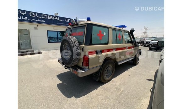 Buy Import Toyota Land Cruiser Beige Car in Import - Dubai in Ethiopia Buy Import Toyota Land Cruiser Beige Car in Import - Dubai in Ethiopia