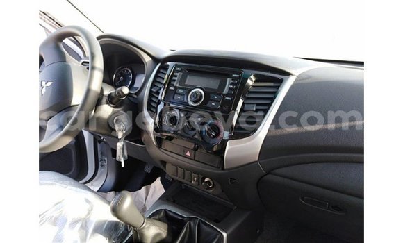 Buy Import Mitsubishi L200 White Car in Import - Dubai in Ethiopia Buy Import Mitsubishi L200 White Car in Import - Dubai in Ethiopia