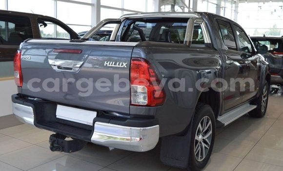 Buy Used Toyota Hilux Brown Car in Addis–Ababa in Ethiopia Buy Used Toyota Hilux Brown Car in Addis–Ababa in Ethiopia