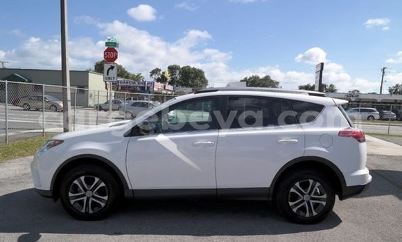 Buy Used Toyota RAV4 White Car in Addis–Ababa in Ethiopia Buy Used Toyota RAV4 White Car in Addis–Ababa in Ethiopia