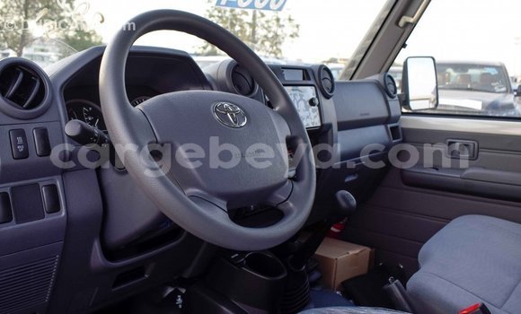 Buy Import Toyota Land Cruiser White Car in Import - Dubai in Ethiopia Buy Import Toyota Land Cruiser White Car in Import - Dubai in Ethiopia