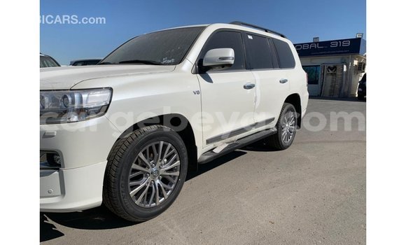 Buy Import Toyota Land Cruiser White Car in Import - Dubai in Ethiopia Buy Import Toyota Land Cruiser White Car in Import - Dubai in Ethiopia
