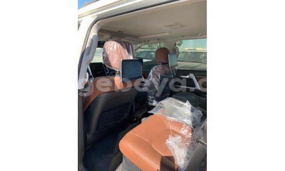 Buy Import Toyota Land Cruiser White Car in Import - Dubai in Ethiopia Buy Import Toyota Land Cruiser White Car in Import - Dubai in Ethiopia