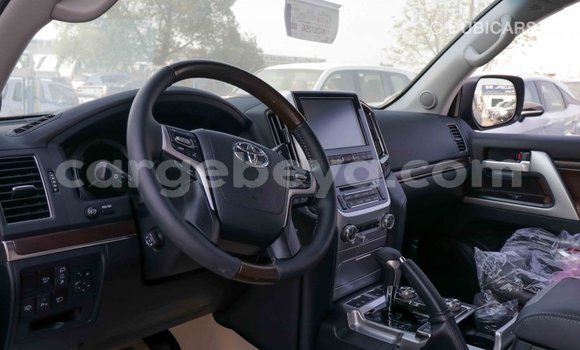 Buy Import Toyota Land Cruiser Black Car in Import - Dubai in Ethiopia Buy Import Toyota Land Cruiser Black Car in Import - Dubai in Ethiopia