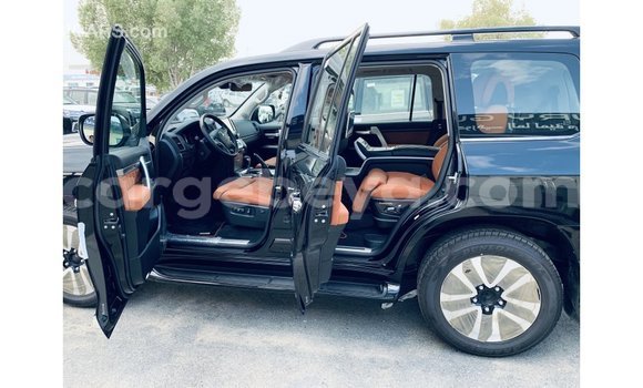 Buy Import Toyota Land Cruiser Black Car in Import - Dubai in Ethiopia Buy Import Toyota Land Cruiser Black Car in Import - Dubai in Ethiopia