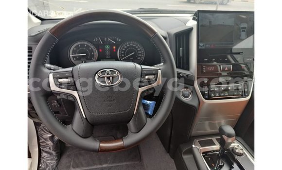 Buy Import Toyota Land Cruiser White Car in Import - Dubai in Ethiopia Buy Import Toyota Land Cruiser White Car in Import - Dubai in Ethiopia