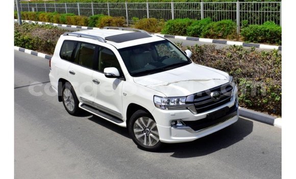 Buy Import Toyota Land Cruiser White Car in Import - Dubai in Ethiopia Buy Import Toyota Land Cruiser White Car in Import - Dubai in Ethiopia
