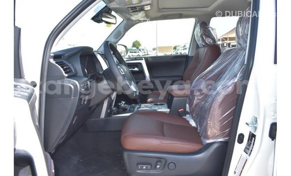 Buy Import Toyota HiAce White Truck in Import - Dubai in Ethiopia Buy Import Toyota HiAce White Truck in Import - Dubai in Ethiopia