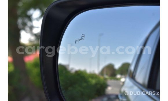 Buy Import Toyota Land Cruiser White Car in Import - Dubai in Ethiopia Buy Import Toyota Land Cruiser White Car in Import - Dubai in Ethiopia