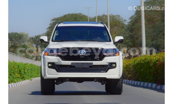 Buy Import Toyota Land Cruiser White Car in Import - Dubai in Ethiopia Buy Import Toyota Land Cruiser White Car in Import - Dubai in Ethiopia