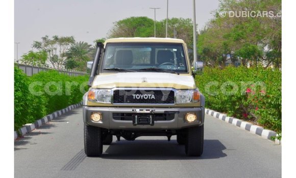 Buy Import Toyota Land Cruiser Beige Car in Import - Dubai in Ethiopia Buy Import Toyota Land Cruiser Beige Car in Import - Dubai in Ethiopia