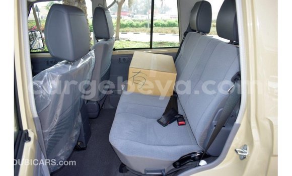 Buy Import Toyota Land Cruiser Beige Car in Import - Dubai in Ethiopia Buy Import Toyota Land Cruiser Beige Car in Import - Dubai in Ethiopia