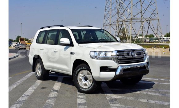 Buy Import Toyota Land Cruiser White Car in Import - Dubai in Ethiopia Buy Import Toyota Land Cruiser White Car in Import - Dubai in Ethiopia