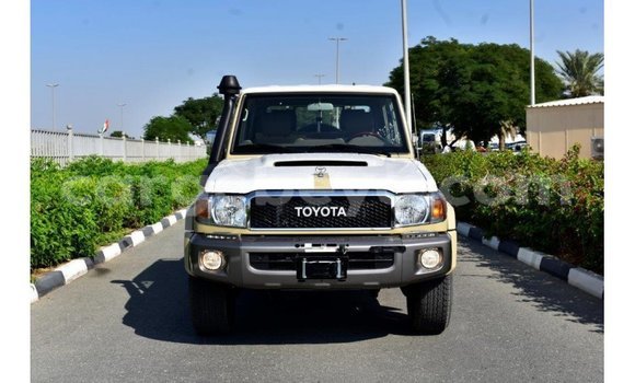 Buy Import Toyota Land Cruiser Beige Car in Import - Dubai in Ethiopia Buy Import Toyota Land Cruiser Beige Car in Import - Dubai in Ethiopia