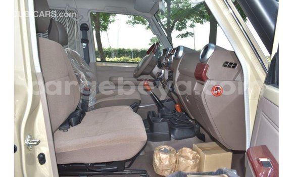 Buy Import Toyota Land Cruiser Beige Car in Import - Dubai in Ethiopia Buy Import Toyota Land Cruiser Beige Car in Import - Dubai in Ethiopia