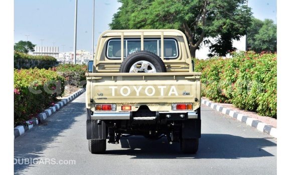 Buy Import Toyota Land Cruiser Beige Car in Import - Dubai in Ethiopia Buy Import Toyota Land Cruiser Beige Car in Import - Dubai in Ethiopia