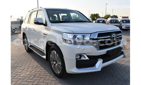 Buy Import Toyota Land Cruiser White Car in Import - Dubai in Ethiopia Buy Import Toyota Land Cruiser White Car in Import - Dubai in Ethiopia