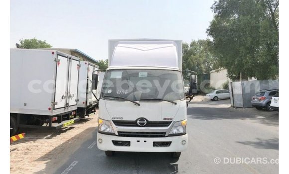 Buy Import Hino 300 Series White Truck in Import - Dubai in Ethiopia Buy Import Hino 300 Series White Truck in Import - Dubai in Ethiopia