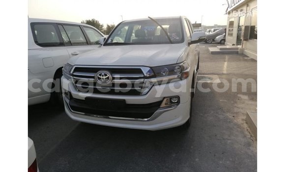 Buy Import Toyota Land Cruiser White Car in Import - Dubai in Ethiopia Buy Import Toyota Land Cruiser White Car in Import - Dubai in Ethiopia