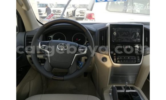 Buy Import Toyota Land Cruiser White Car in Import - Dubai in Ethiopia Buy Import Toyota Land Cruiser White Car in Import - Dubai in Ethiopia
