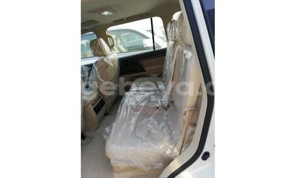 Buy Import Toyota Land Cruiser White Car in Import - Dubai in Ethiopia Buy Import Toyota Land Cruiser White Car in Import - Dubai in Ethiopia