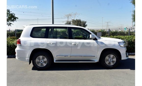 Buy Import Toyota Land Cruiser White Car in Import - Dubai in Ethiopia Buy Import Toyota Land Cruiser White Car in Import - Dubai in Ethiopia