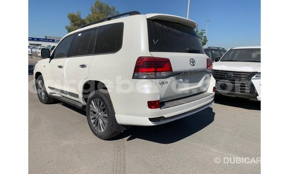 Buy Import Toyota Land Cruiser White Car in Import - Dubai in Ethiopia Buy Import Toyota Land Cruiser White Car in Import - Dubai in Ethiopia