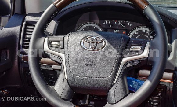 Buy Import Toyota Land Cruiser White Car in Import - Dubai in Ethiopia Buy Import Toyota Land Cruiser White Car in Import - Dubai in Ethiopia