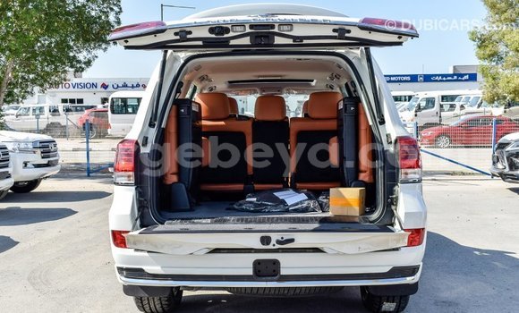 Buy Import Toyota Land Cruiser White Car in Import - Dubai in Ethiopia Buy Import Toyota Land Cruiser White Car in Import - Dubai in Ethiopia
