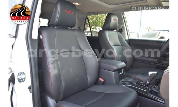 Buy Import Toyota HiAce White Truck in Import - Dubai in Ethiopia Buy Import Toyota HiAce White Truck in Import - Dubai in Ethiopia