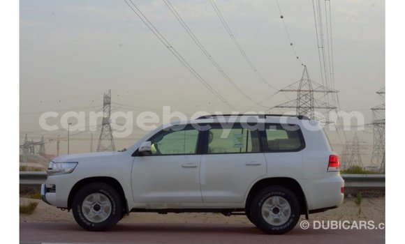 Buy Import Toyota Land Cruiser White Car in Import - Dubai in Ethiopia Buy Import Toyota Land Cruiser White Car in Import - Dubai in Ethiopia