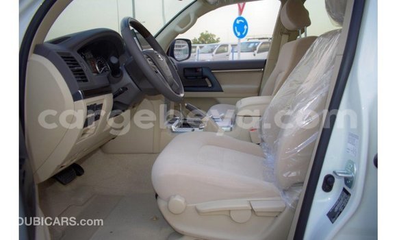 Buy Import Toyota Land Cruiser White Car in Import - Dubai in Ethiopia Buy Import Toyota Land Cruiser White Car in Import - Dubai in Ethiopia