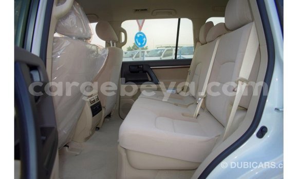Buy Import Toyota Land Cruiser White Car in Import - Dubai in Ethiopia Buy Import Toyota Land Cruiser White Car in Import - Dubai in Ethiopia